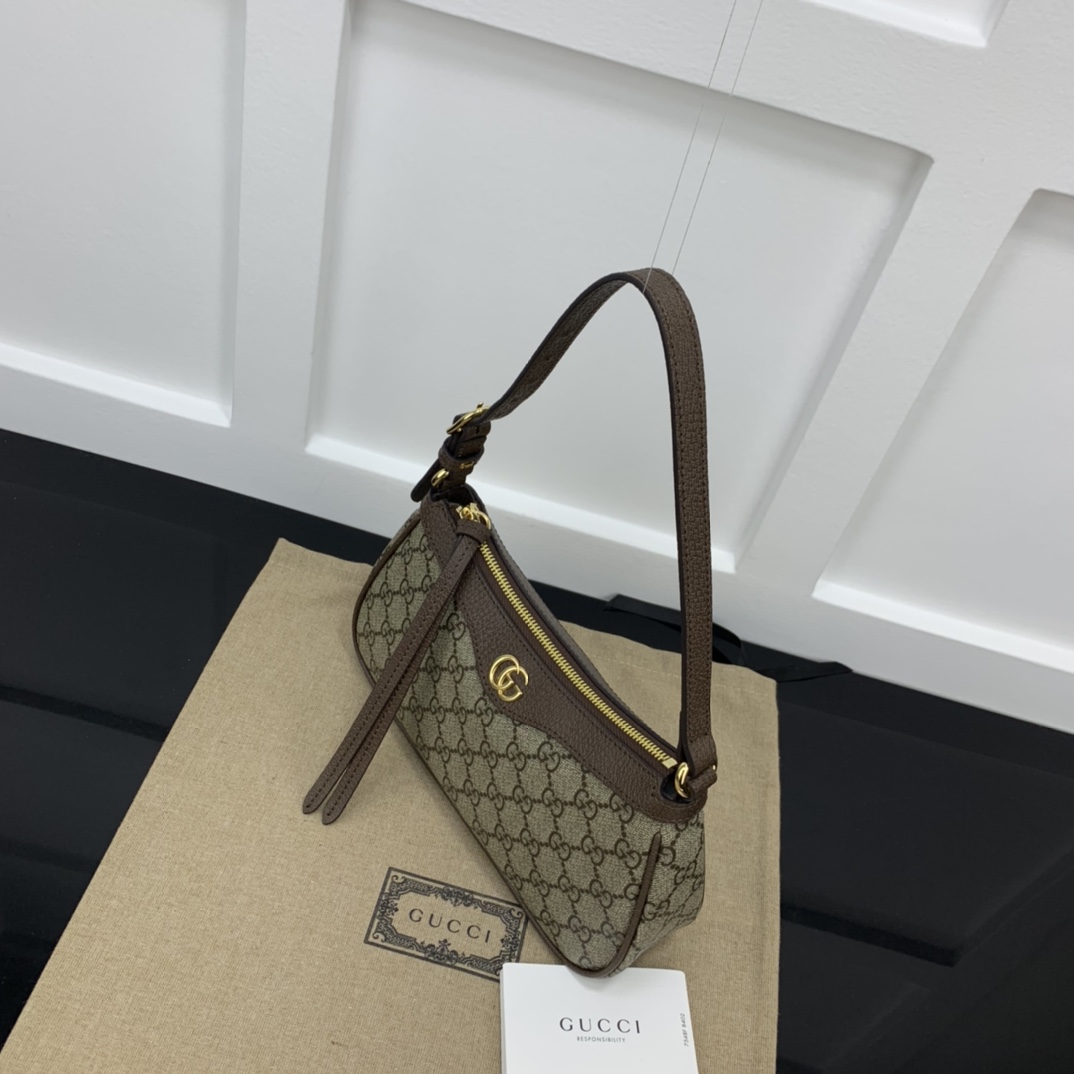 Gucci Hobo Bags